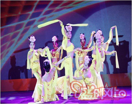     盛唐樂(lè)舞《敦煌飛天》